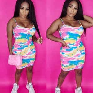 "Fanta Sea" rainbow mini dress 🌈🌈🌈